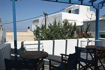 アパートホテル Bourgos Naxos City