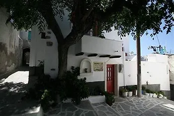 Bourgos アパートホテル Naxos City