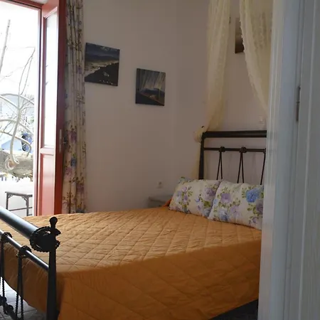 Bourgos Appart hôtel Naxos City
