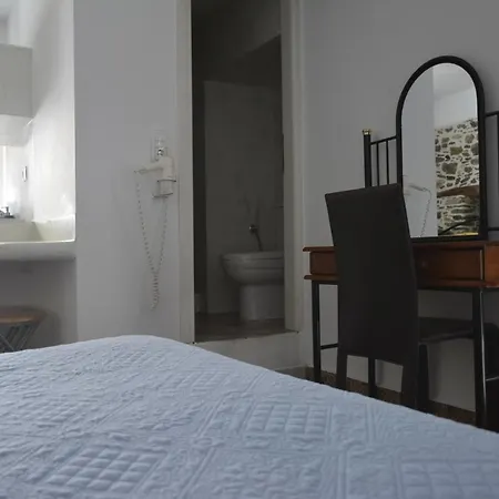 Bourgos 2* Naxos City