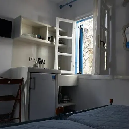 Bourgos Appart hôtel Naxos City